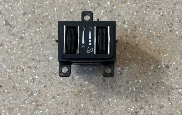 Maserati Ghibli Headlight level height control switch 68141052AC