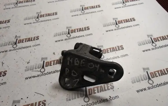 Mercedes-Benz E W211 Front door upper hinge