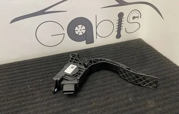 Audi A6 S6 C8 4K Accelerator throttle pedal 8W1723523