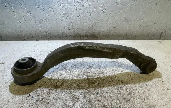 Audi A4 S4 B7 8E 8H Front lower control arm/wishbone