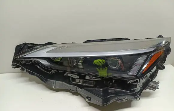 Lexus NX Headlight/headlamp 