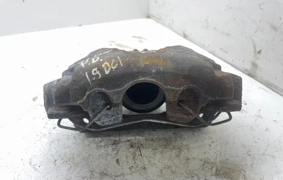 Renault Megane III Front brake caliper