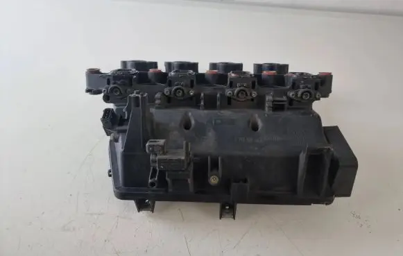 BMW 3 E90 E91 Intake manifold 7795393