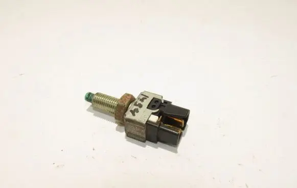 Mazda Premacy Brake pedal sensor switch