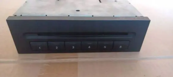 Mercedes-Benz E W211 CD/DVD changer A2118275542