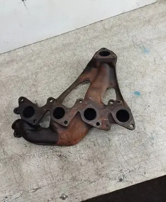 Mercedes-Benz Vaneo W414 Exhaust manifold 6681420201 0E0145020H