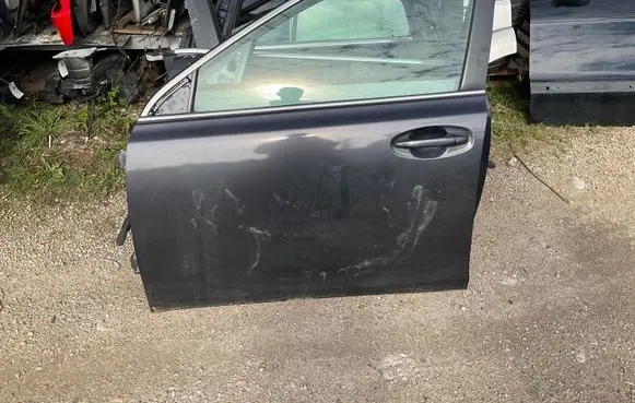Subaru Legacy Front door