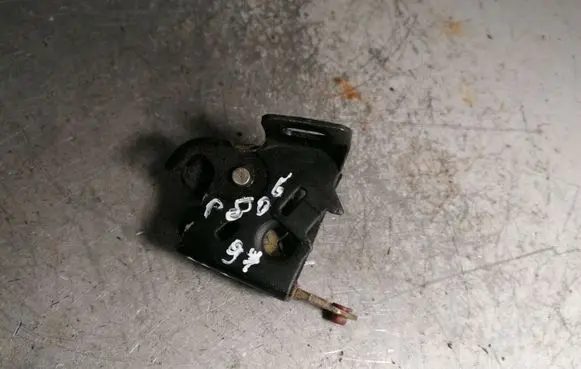 Peugeot 806 Tailgate/trunk/boot lock/catch/latch