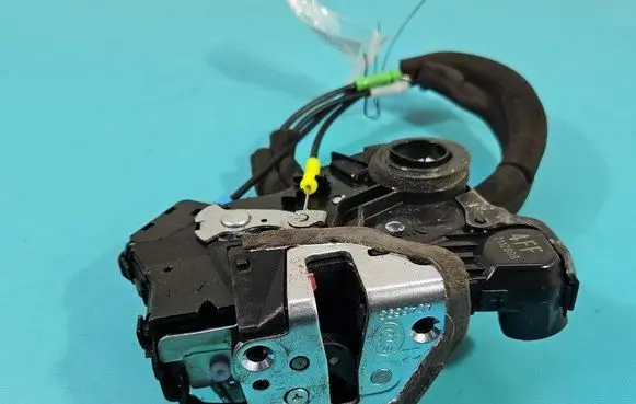 Front door lock