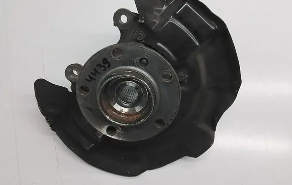 Mini Cooper Countryman R60 Front wheel hub 31219808399