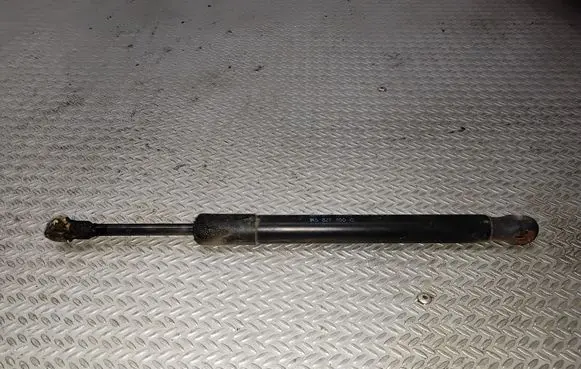 Volkswagen Jetta V Tailgate/trunk strut/damper 1K5827550C