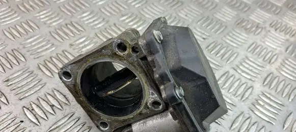 Hyundai i40 Throttle valve 351002A900