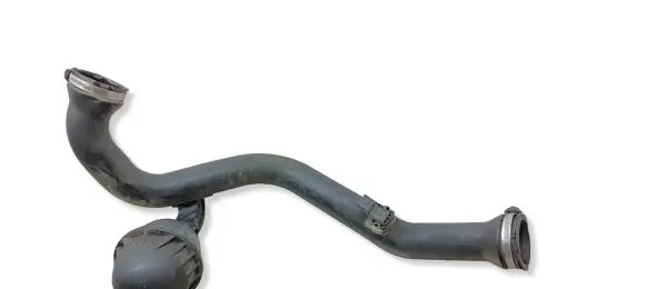 Audi A4 S4 B9 Intercooler hose/pipe 8W0145673