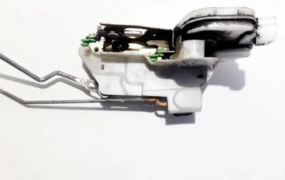 Mitsubishi Colt Front door lock
