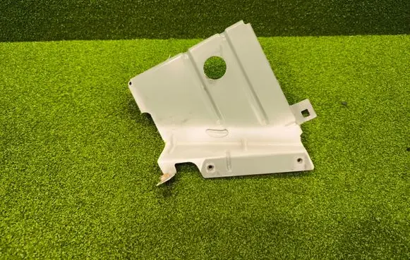 Renault Master III Fender mounting bracket 631236296R 1113G