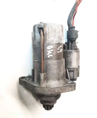 Volkswagen Touran I Starter motor BKC