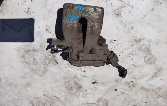 Renault Megane III Rear brake caliper 