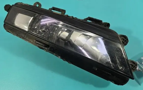 Skoda Octavia Mk3 (5E) Front fog light 5E0941699F IMPRK1566974