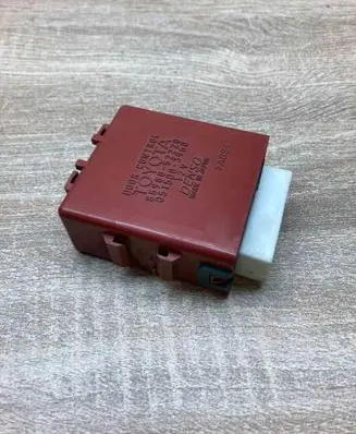 Toyota Yaris Door control unit/module 8598052220 0515003960