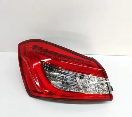 Maserati Ghibli Rear/tail lights 670107150