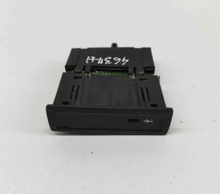 USB socket connector