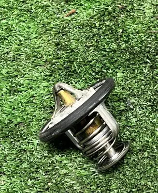 Toyota Avensis T250 Thermostat 20969002j