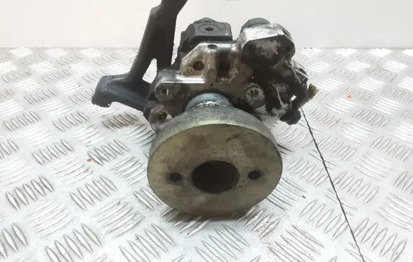 Audi A6 S6 C6 4F Fuel injection high pressure pump 0445010125 059130755J