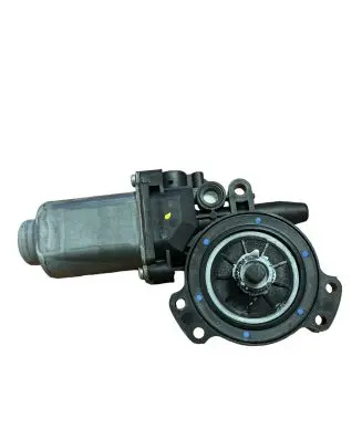 Hyundai Santa Fe Front door window regulator motor 400906