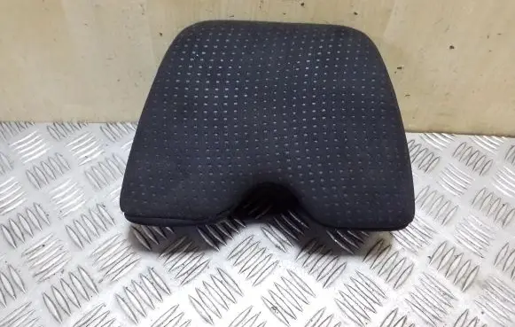 Honda CR-V Rear seat headrest 