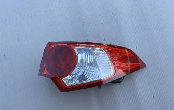 Honda Accord Rear/tail lights P7196R 21R181 12710