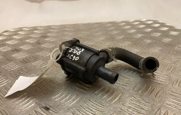 Volvo XC90 Electric auxiliary coolant/water pump 31338211
