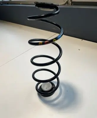 Peugeot 3008 III Rear coil spring
