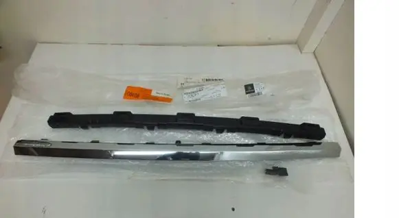 Mercedes-Benz CL C216 Rear bumper trim bar molding 22806183