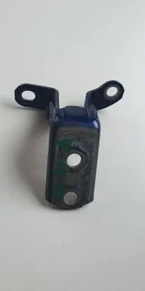Toyota Prius (XW30) Rear door lower hinge