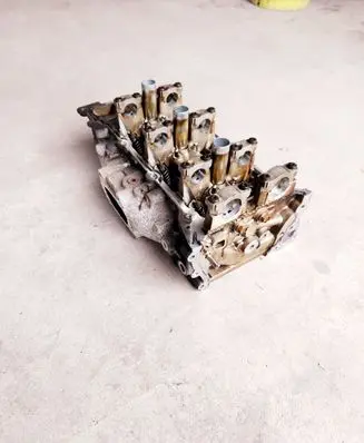 Dodge RAM Engine head 05184510AJ