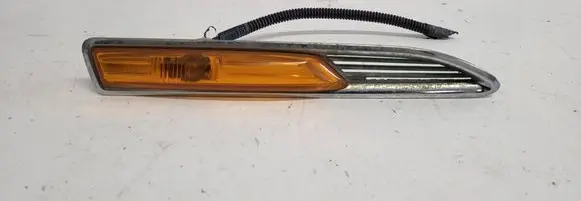 Ford Mondeo MK IV Front fender indicator light 012119 165147 A2C53278132