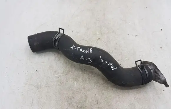 Nissan X-Trail T30 Engine coolant pipe/hose NOCODE