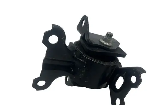 Mitsubishi Lancer X Engine mount bracket