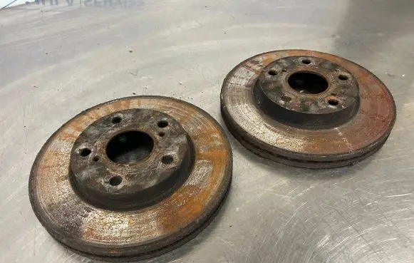 Toyota Auris 150 Front brake disc