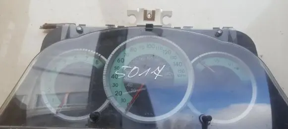 Toyota Corolla Verso AR10 Speedometer (instrument cluster) 838000F010L 83800-0F010-L