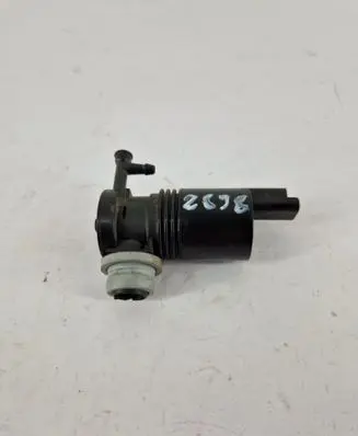 Nissan Navara D23 Windscreen/windshield washer pump 1605191000