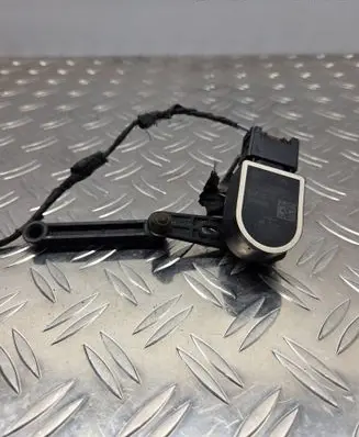 BMW 5 F10 F11 Rear air suspension level height sensor 6784075 25916010 ABE52049