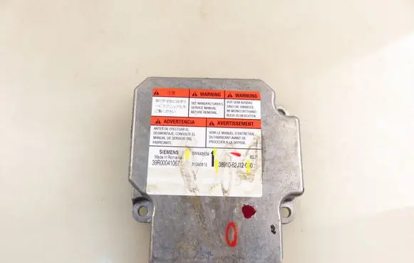 Suzuki Swift I Airbag control unit/module 3891062J12 5WK43539
