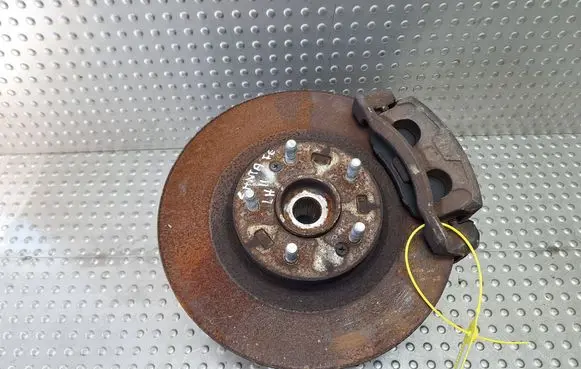 Hyundai Santa Fe Front wheel hub spindle knuckle