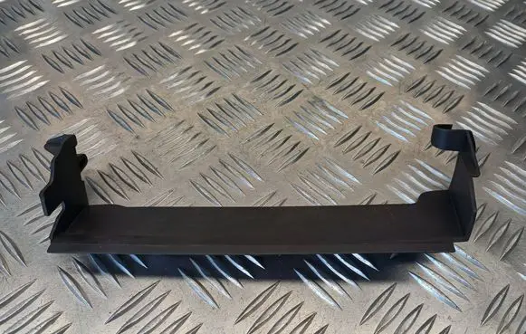Volkswagen Touran I Intercooler air channel guide 1T0805962