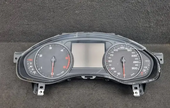 Audi A6 S6 C7 4G Speedometer (instrument cluster) 4G8920900L 0263678047