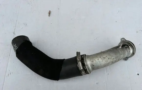 Audi Q7 4M Intercooler hose/pipe 4M0145738T