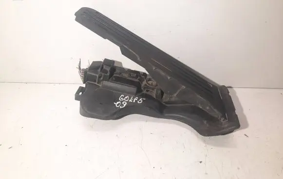 Volkswagen Golf V Accelerator throttle pedal 1K1721503P
