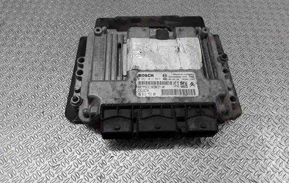 Citroen C4 I Engine control unit/module 9653958980 0281011863