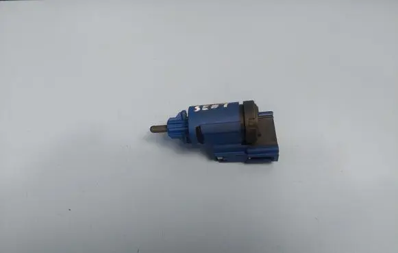 Clutch pedal sensor